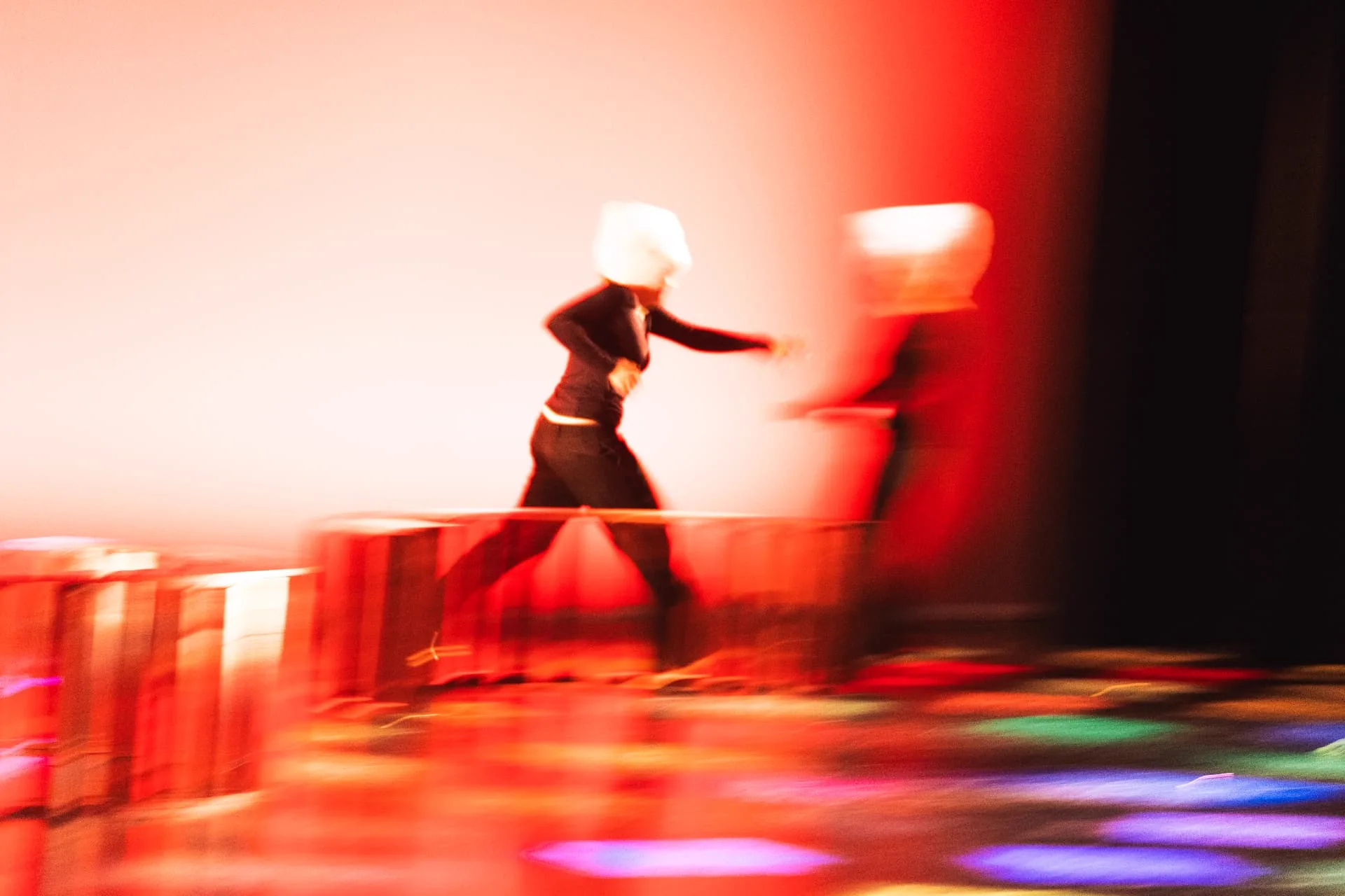 Troupe de Théâtre — 9